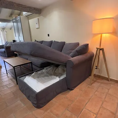 Vieille Neuf Et Cosy, Deux Chambres, 6 Couchages Nice